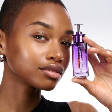 04102026 Oap Revitalift Filler Hyaluronic Acid Pdrn Serum Model Product In Hand Dmi Websit